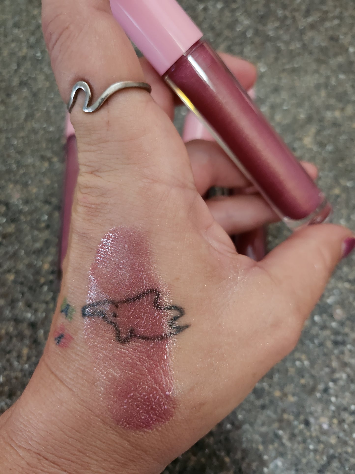 Plumping lip gloss, Hyaluronic Acid Infused