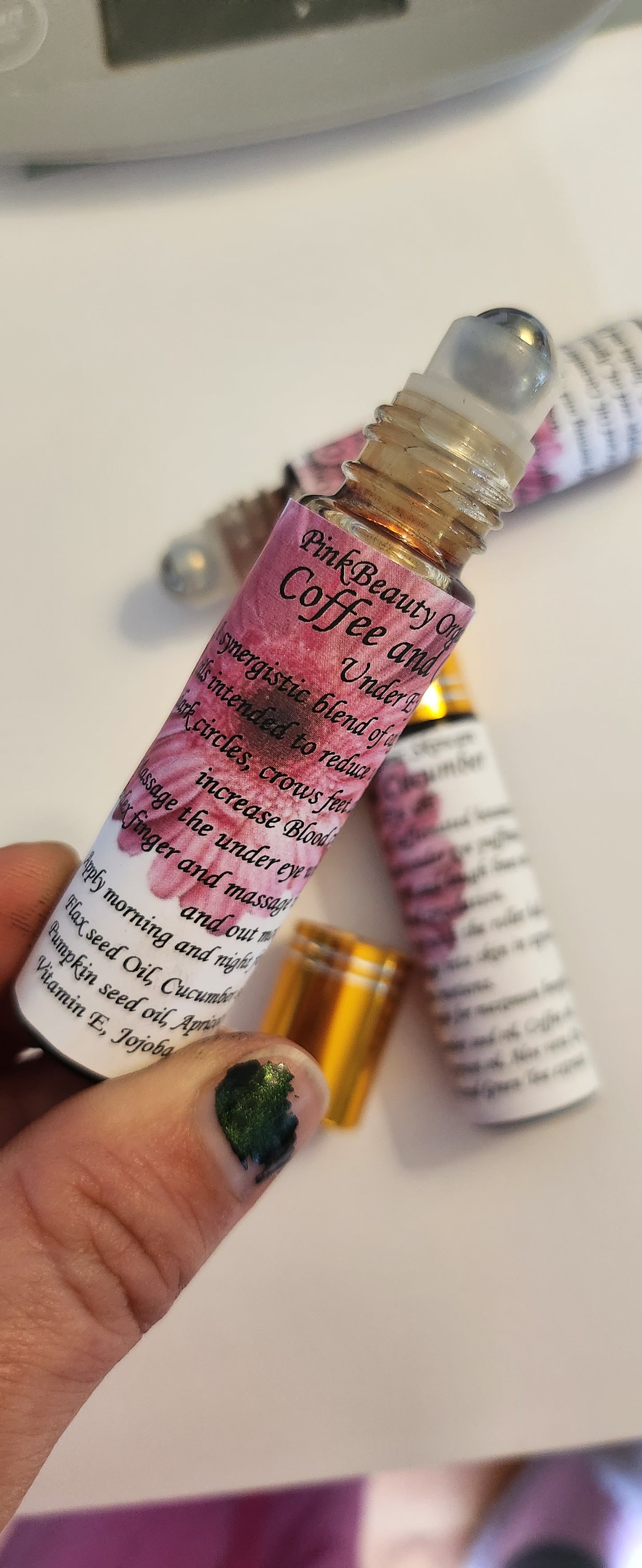 Under Eye Oil Roller, Coffee and Cucumber